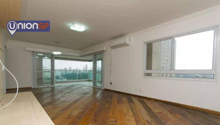 Apartamento à venda com 3 quartos, 213m² - Foto 3