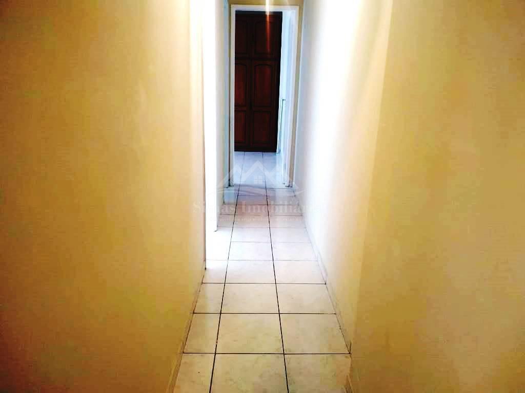 Apartamento à venda com 2 quartos, 75m² - Foto 11