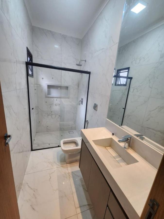 Casa à venda com 3 quartos, 204m² - Foto 16
