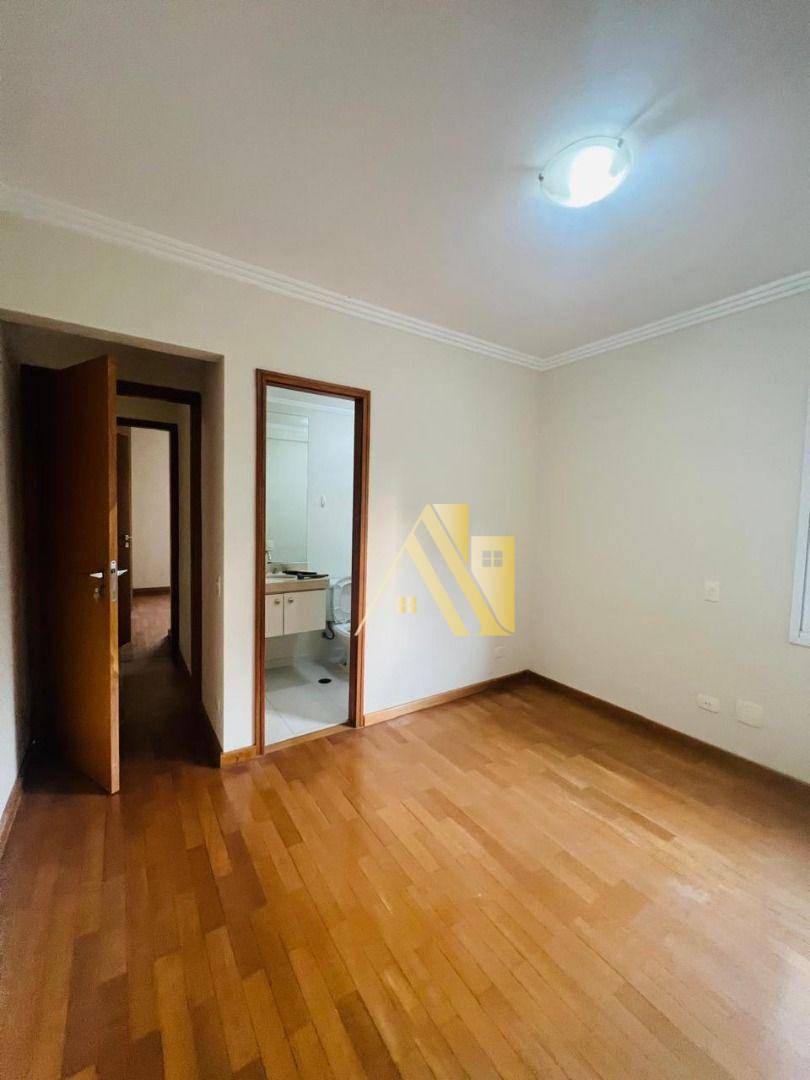 Apartamento à venda com 3 quartos, 140m² - Foto 10