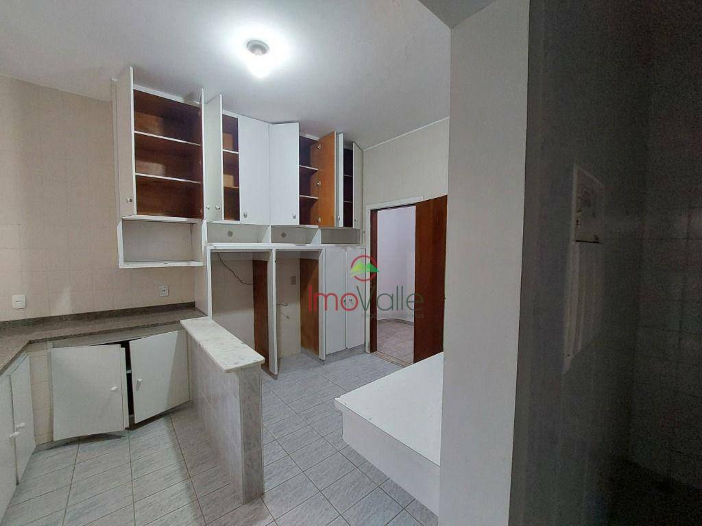 Casa de Condomínio à venda com 3 quartos, 280m² - Foto 10