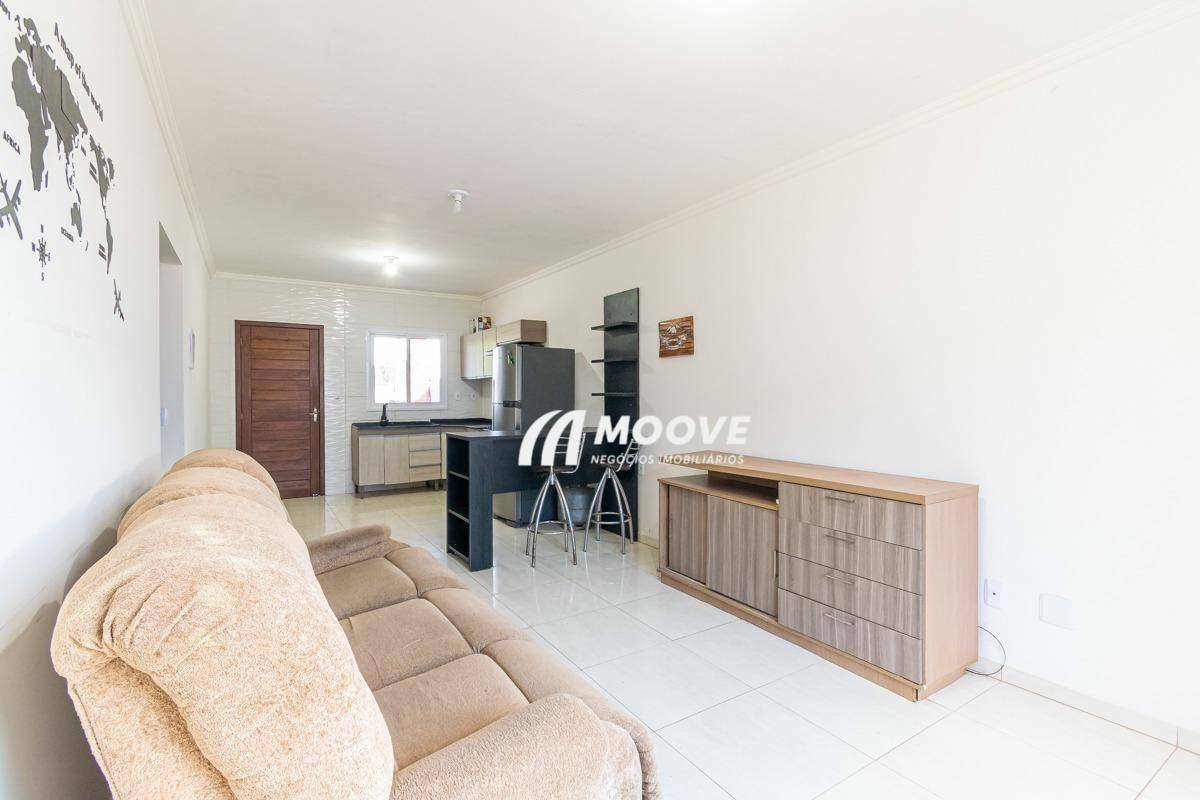 Casa à venda com 2 quartos, 67m² - Foto 2