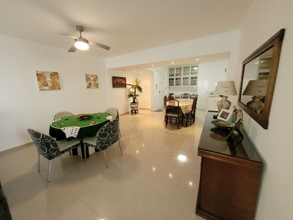 Apartamento à venda com 3 quartos, 130m² - Foto 2