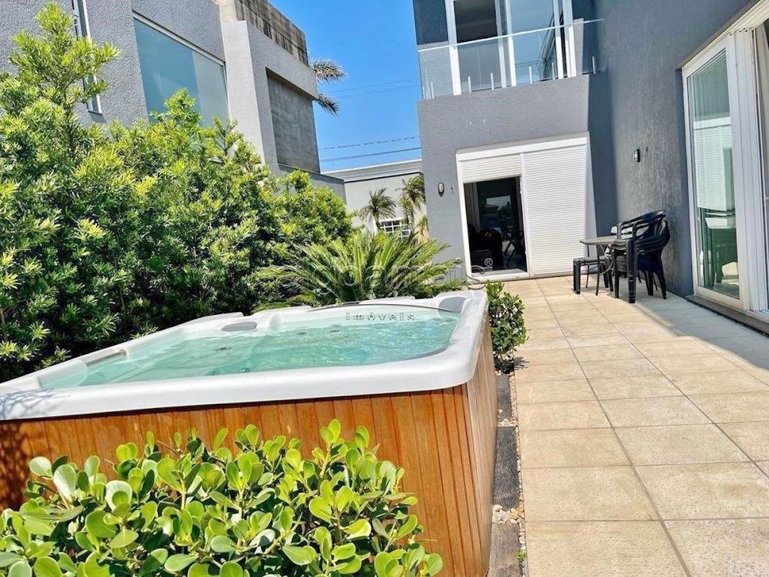 Casa de Condomínio à venda com 6 quartos, 350m² - Foto 25