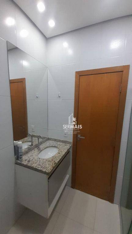 Apartamento para alugar com 3 quartos, 100m² - Foto 21