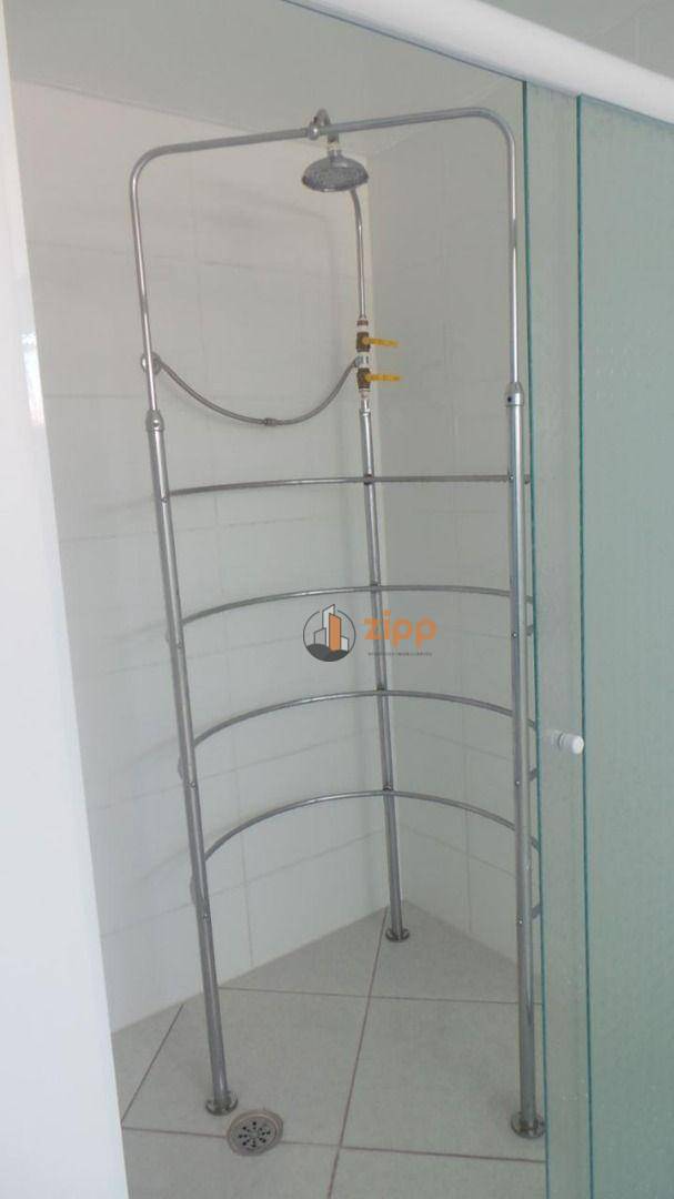 Apartamento para alugar com 3 quartos, 70m² - Foto 17