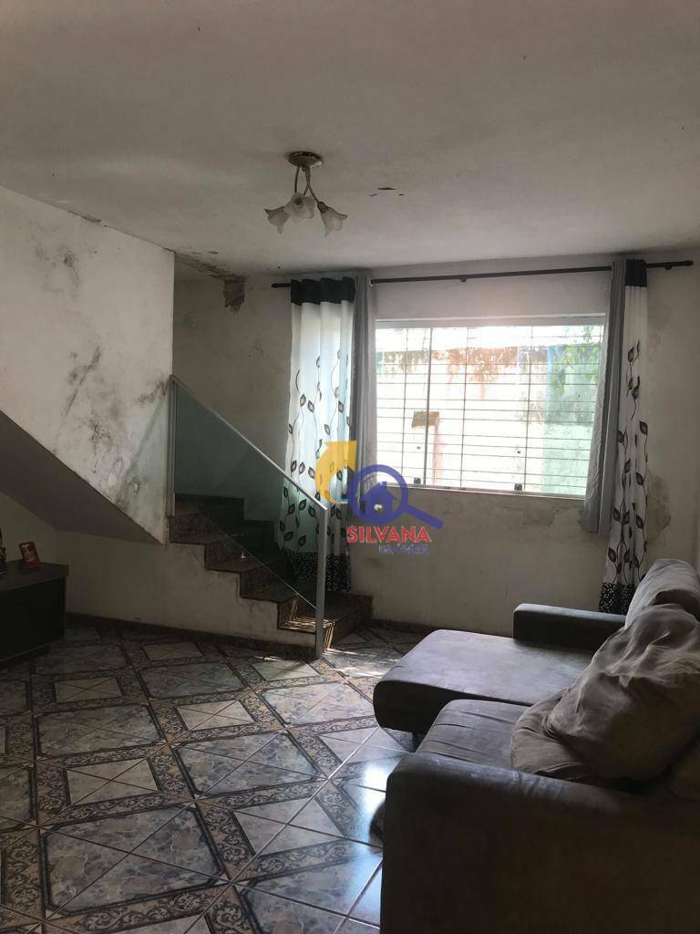 Casa à venda e aluguel com 3 quartos, 143m² - Foto 1