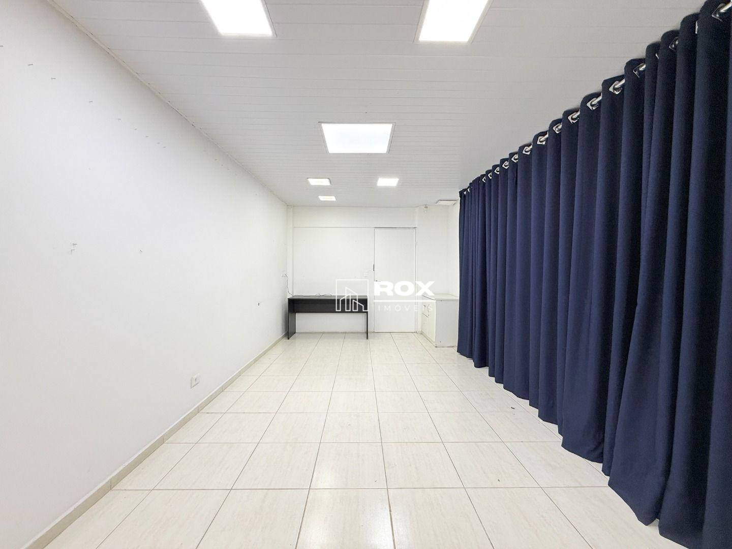 Casa para alugar, 240m² - Foto 35