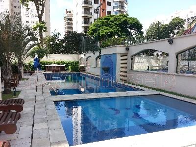 Apartamento à venda com 4 quartos, 193m² - Foto 18