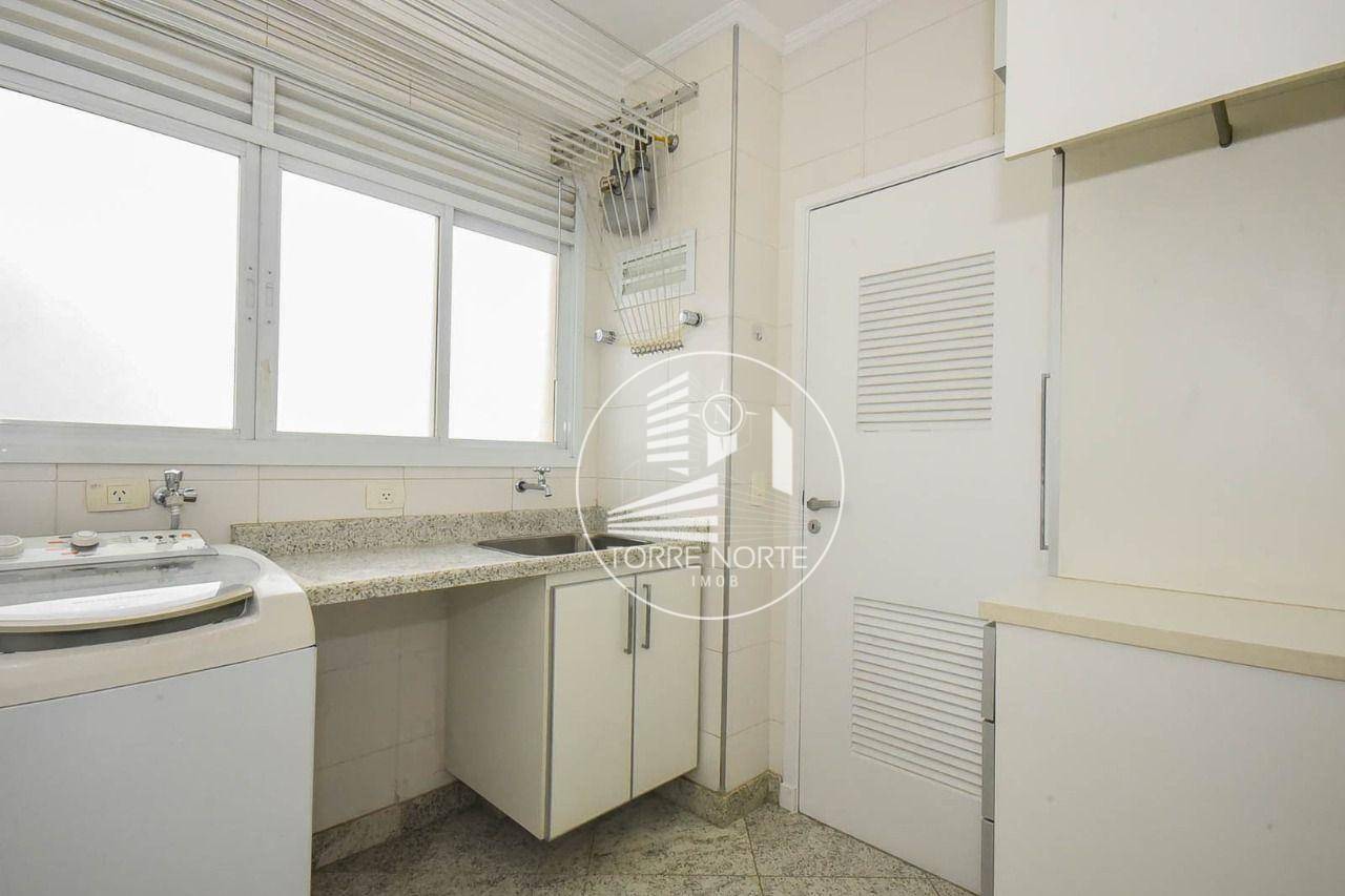 Apartamento à venda com 3 quartos, 193m² - Foto 16