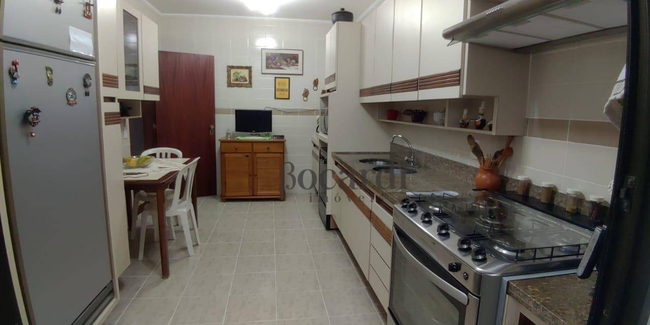 Apartamento à venda com 3 quartos, 155m² - Foto 9