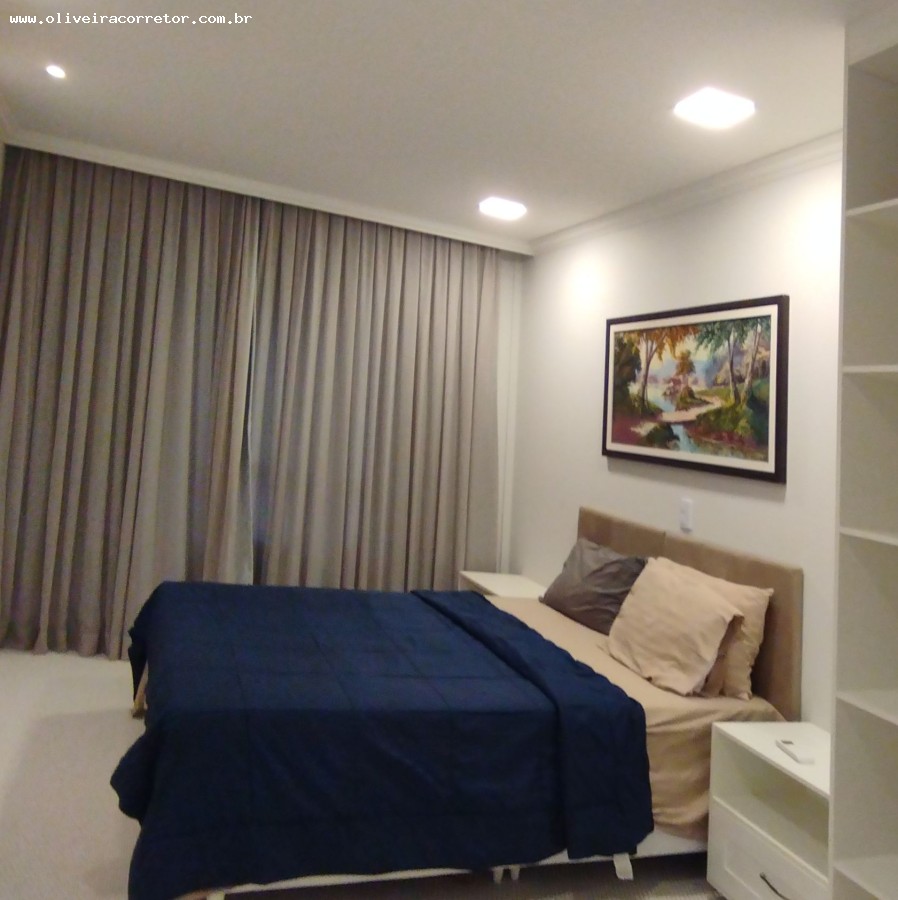 Casa à venda com 4 quartos, 337m² - Foto 15