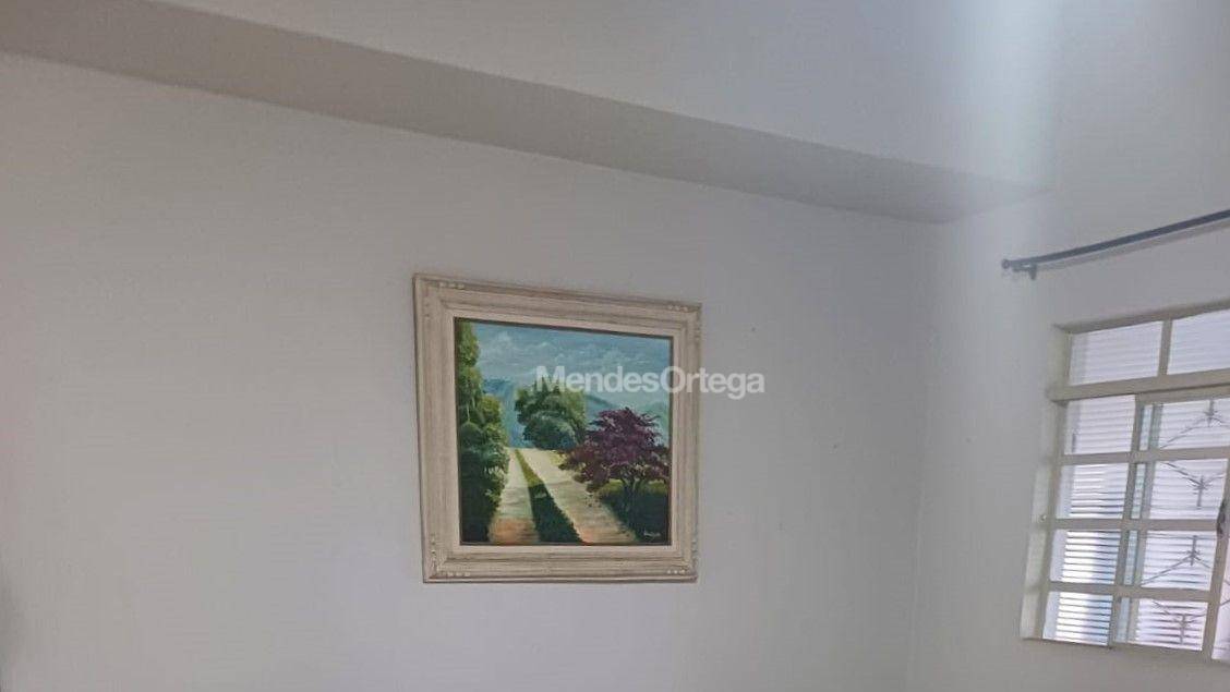 Casa à venda com 5 quartos, 280m² - Foto 5