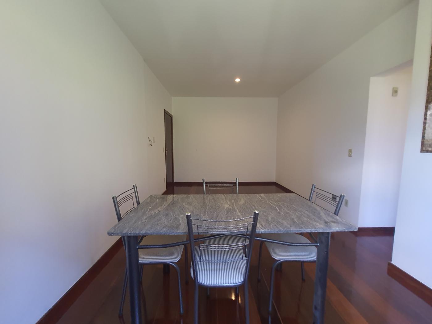 Apartamento à venda com 1 quarto, 40m² - Foto 3