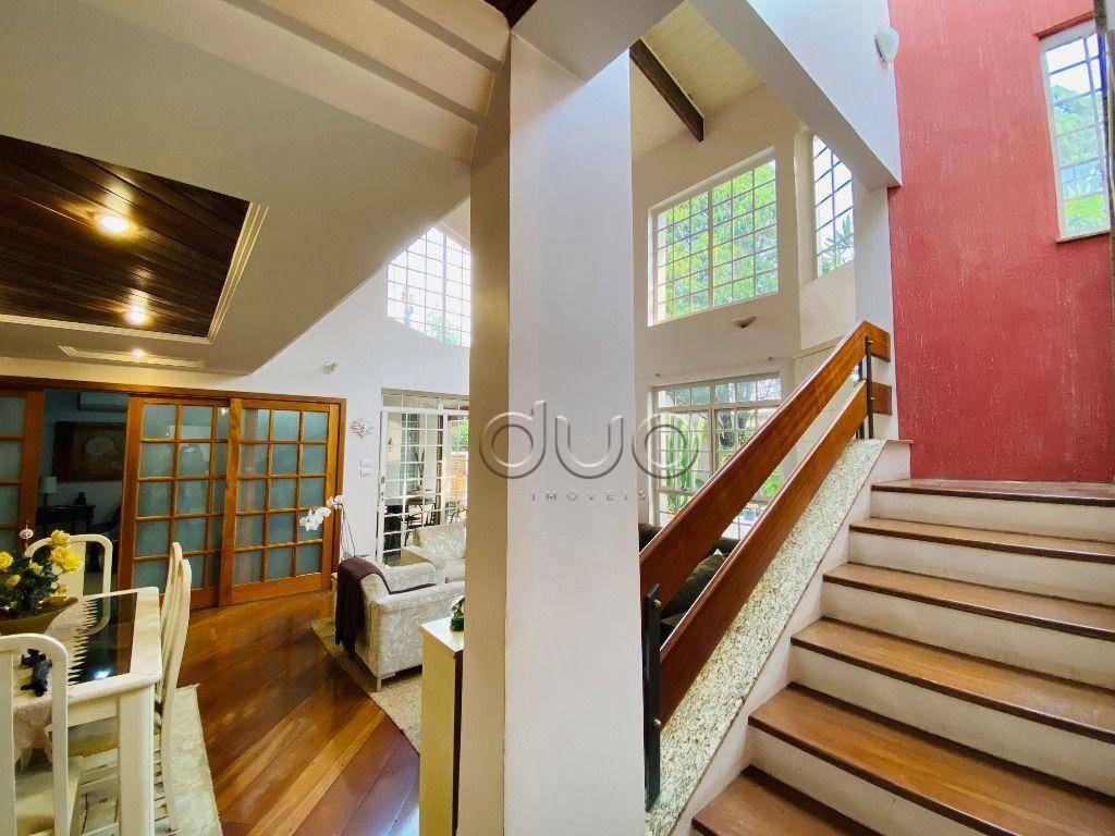 Casa à venda com 4 quartos, 300m² - Foto 16