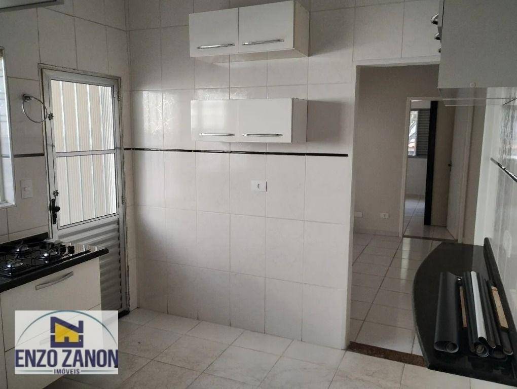 Casa à venda com 3 quartos, 253m² - Foto 5