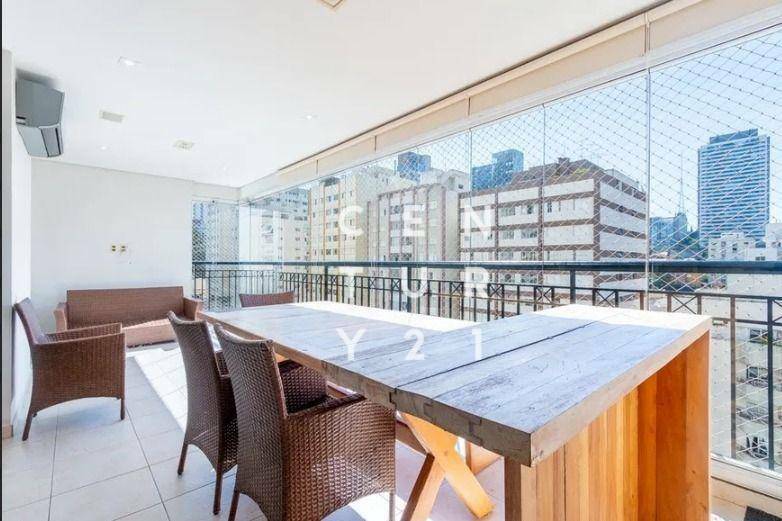 Apartamento à venda com 3 quartos, 150m² - Foto 4