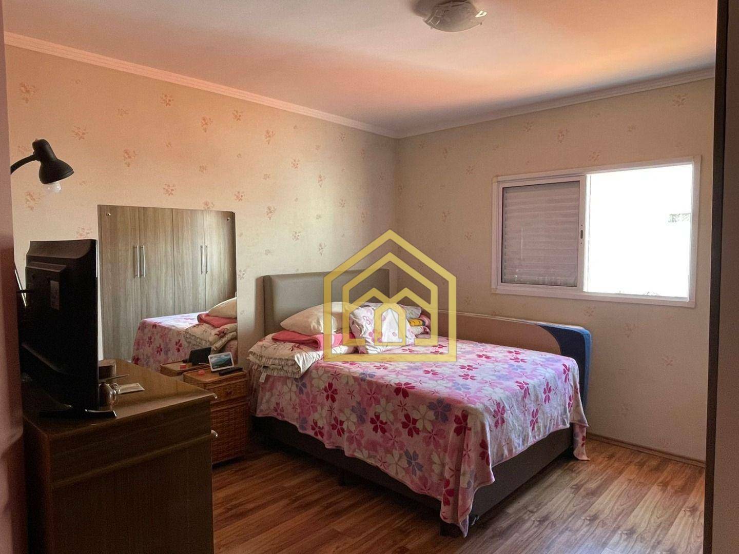 Sobrado à venda com 3 quartos, 250m² - Foto 11