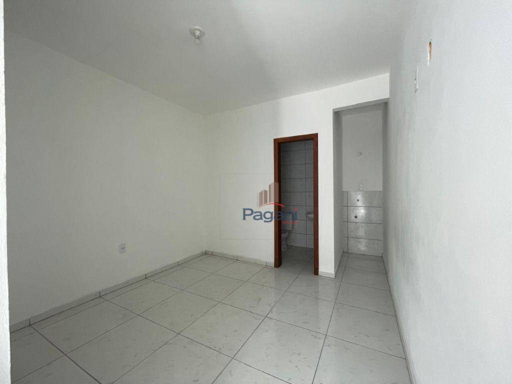 Casa para alugar com 1 quarto, 38m² - Foto 5