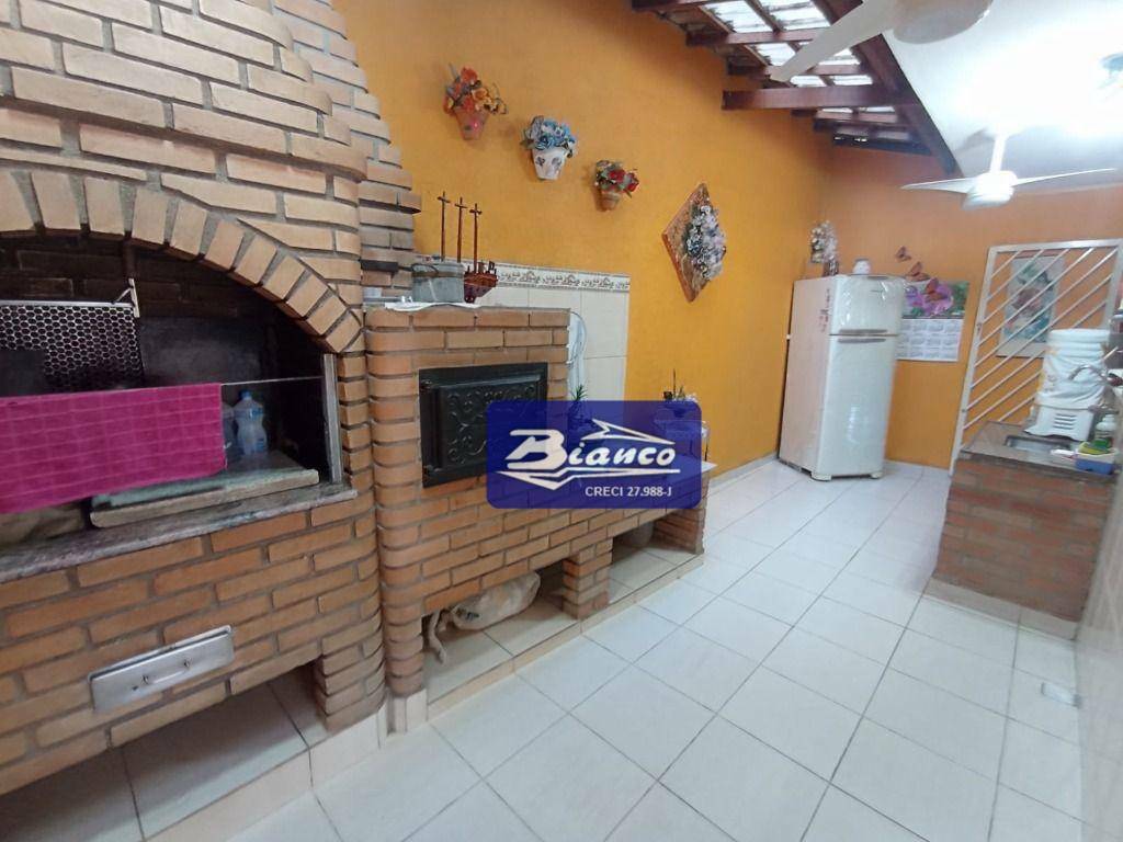 Sobrado à venda com 4 quartos, 207m² - Foto 12