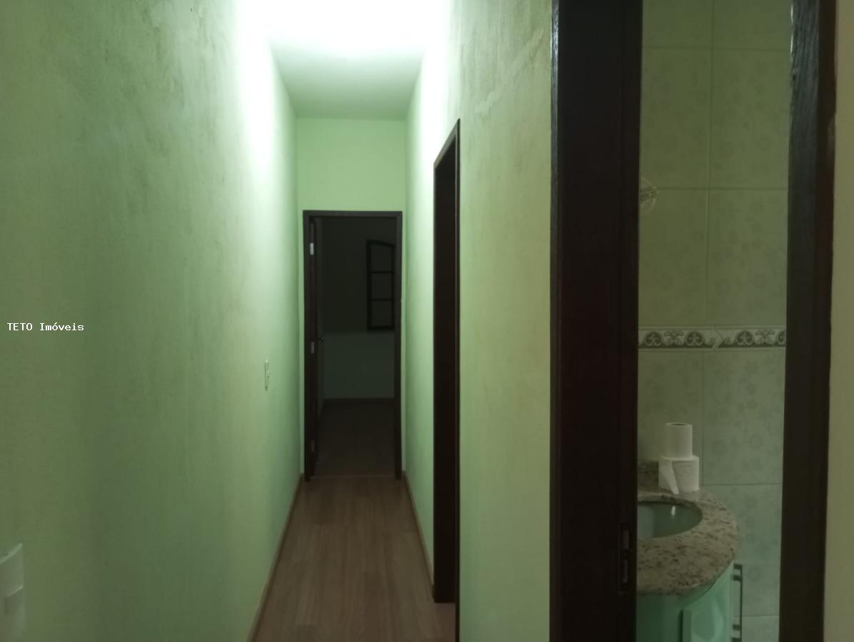 Casa para alugar com 3 quartos, 300m² - Foto 10