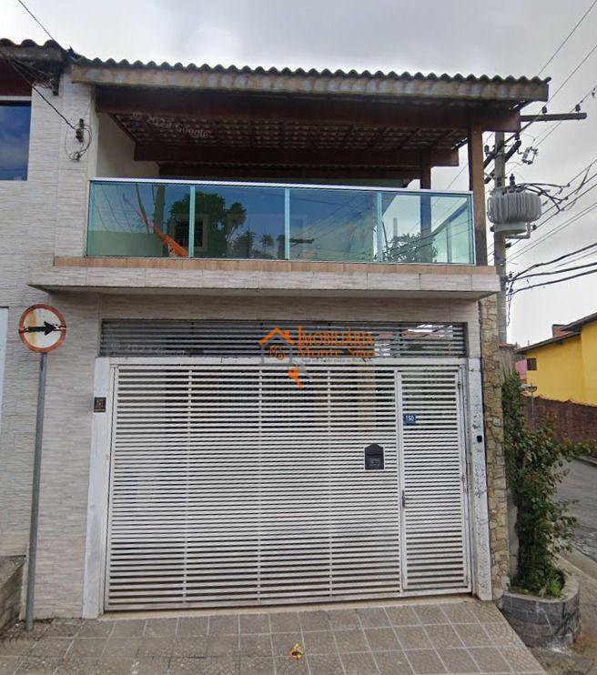 Sobrado à venda com 3 quartos, 200m² - Foto 2