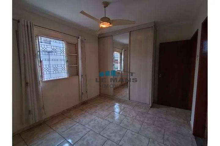 Casa para alugar com 3 quartos, 177m² - Foto 10