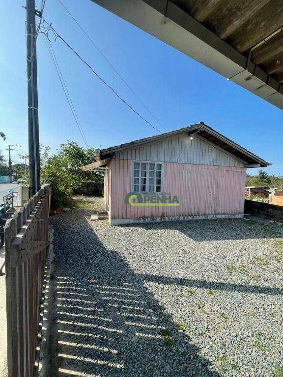 Casa para alugar com 2 quartos, 63m² - Foto 2
