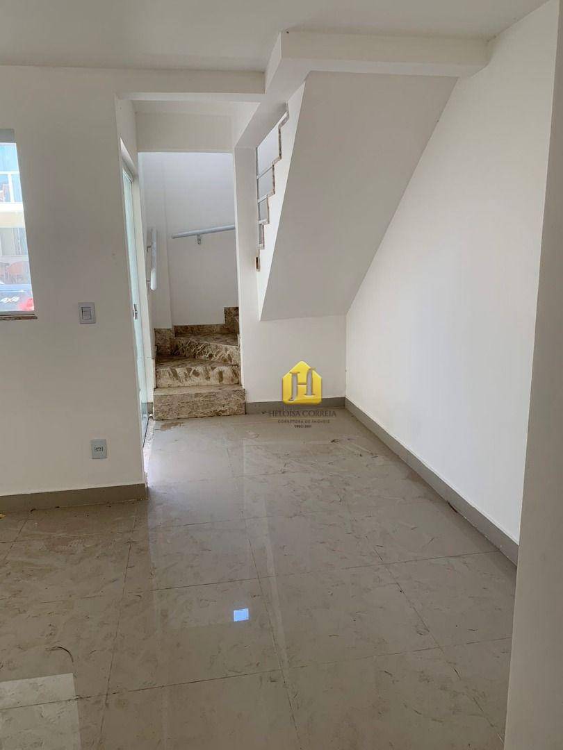 Casa à venda com 3 quartos, 97m² - Foto 7