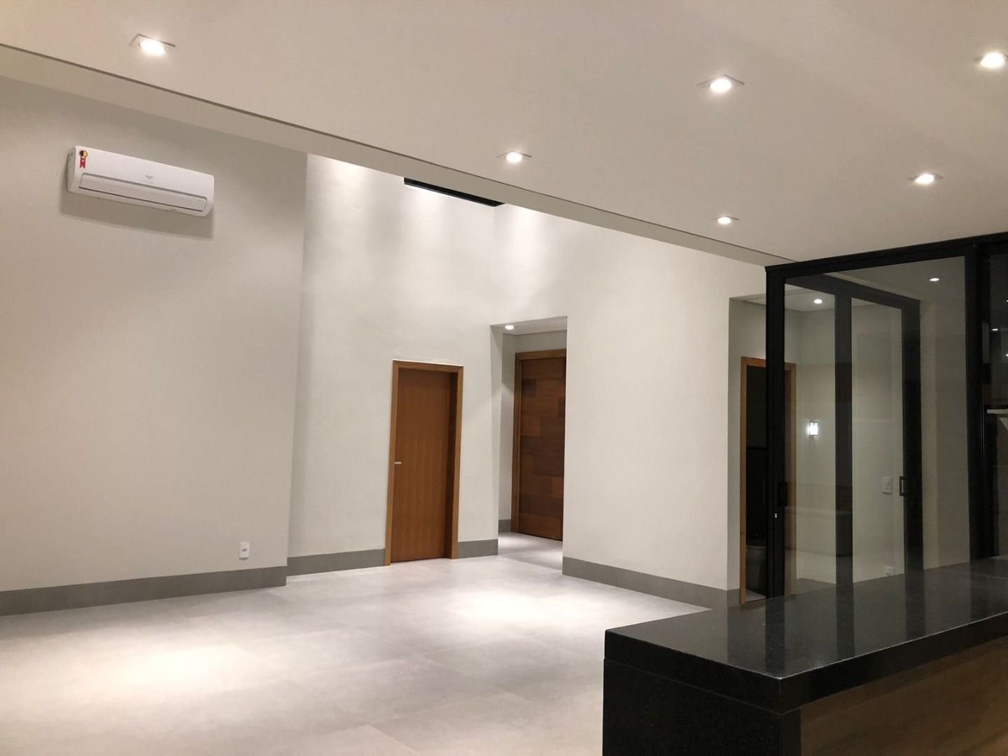 Casa à venda com 3 quartos, 200m² - Foto 4