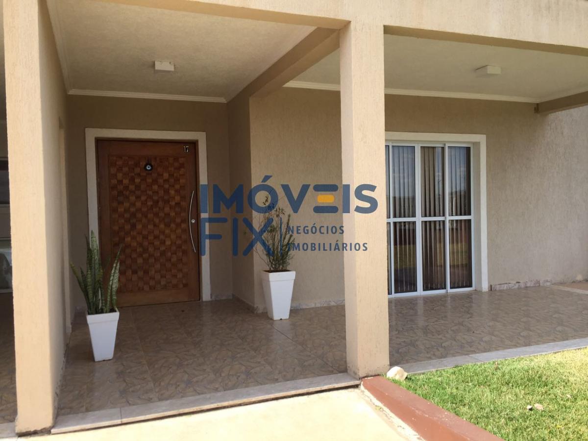 Casa de Condomínio à venda com 4 quartos, 482m² - Foto 4