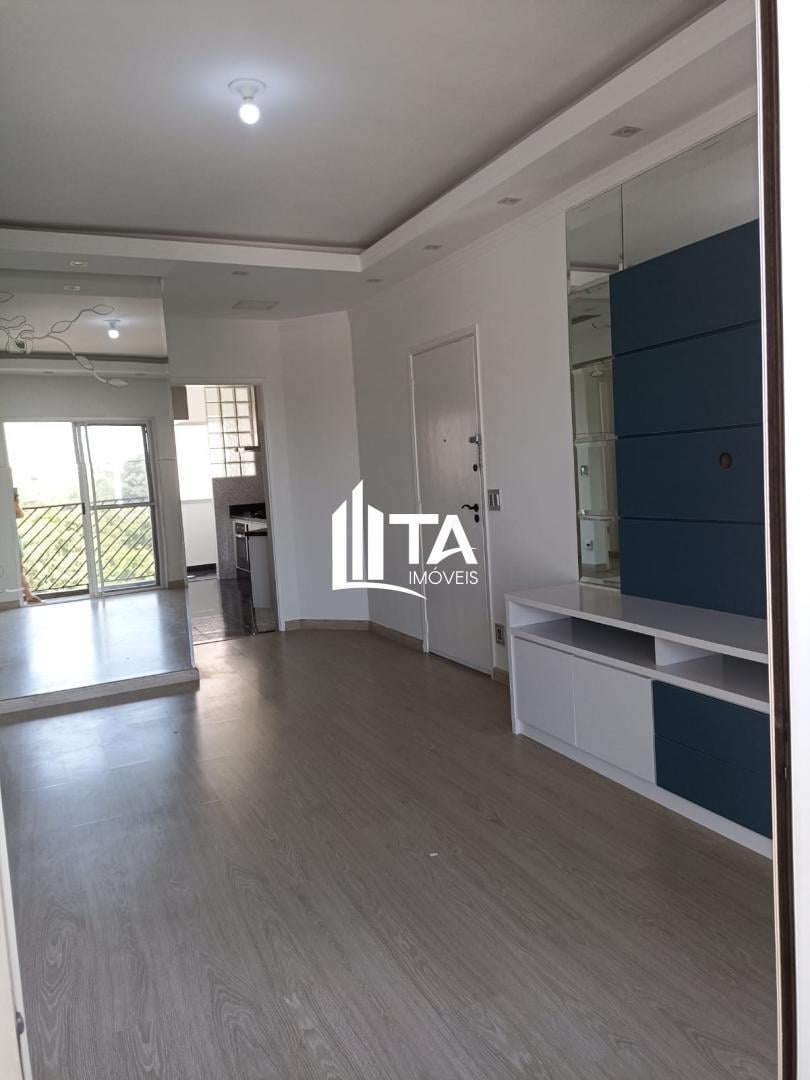 Apartamento à venda com 3 quartos, 77m² - Foto 1