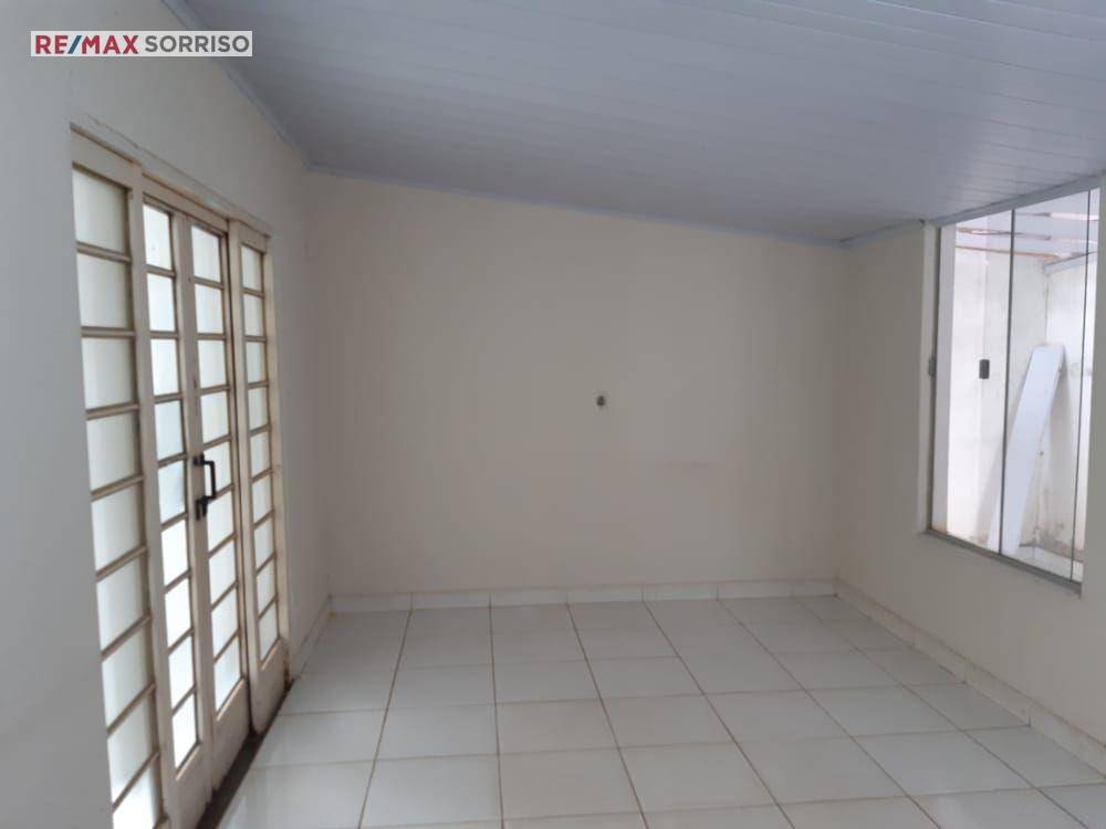 Casa à venda com 3 quartos, 250m² - Foto 3