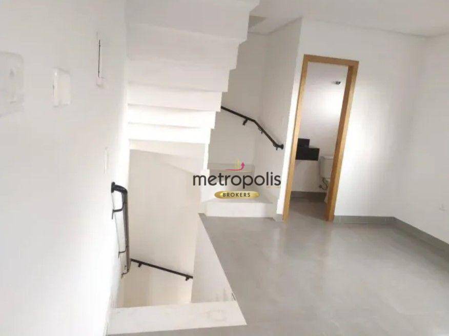 Sobrado à venda com 2 quartos, 96m² - Foto 4