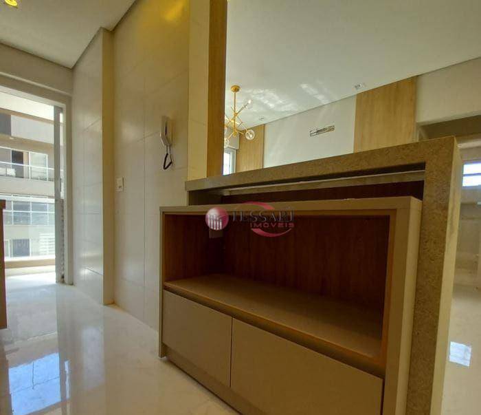 Apartamento para alugar com 2 quartos, 70m² - Foto 6