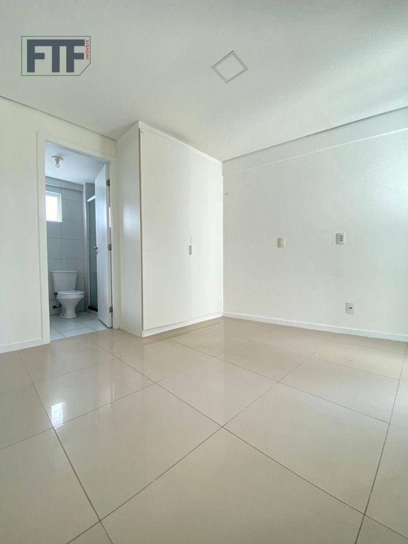 Apartamento à venda com 3 quartos, 127m² - Foto 18