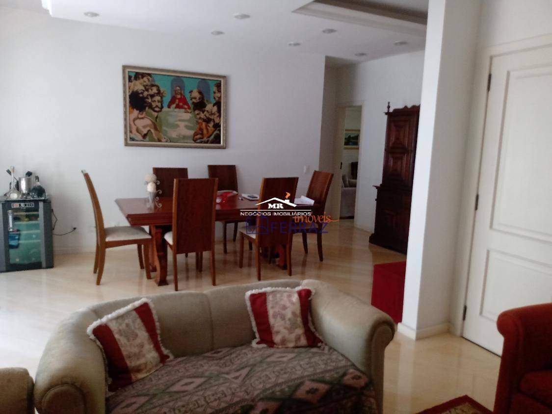 Apartamento à venda com 4 quartos, 180m² - Foto 3