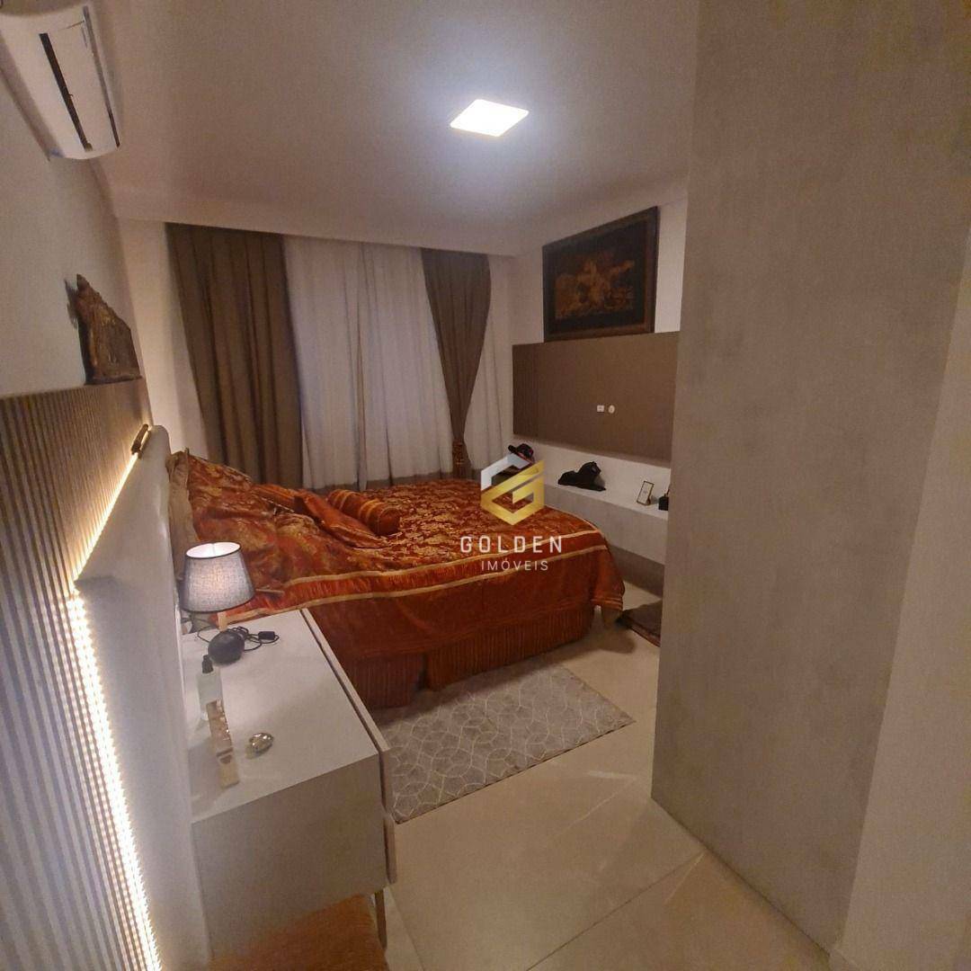 Cobertura à venda com 2 quartos, 184m² - Foto 4