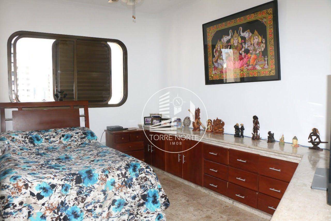 Apartamento à venda com 3 quartos, 115m² - Foto 18