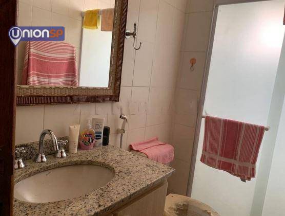 Apartamento à venda com 2 quartos, 75m² - Foto 8