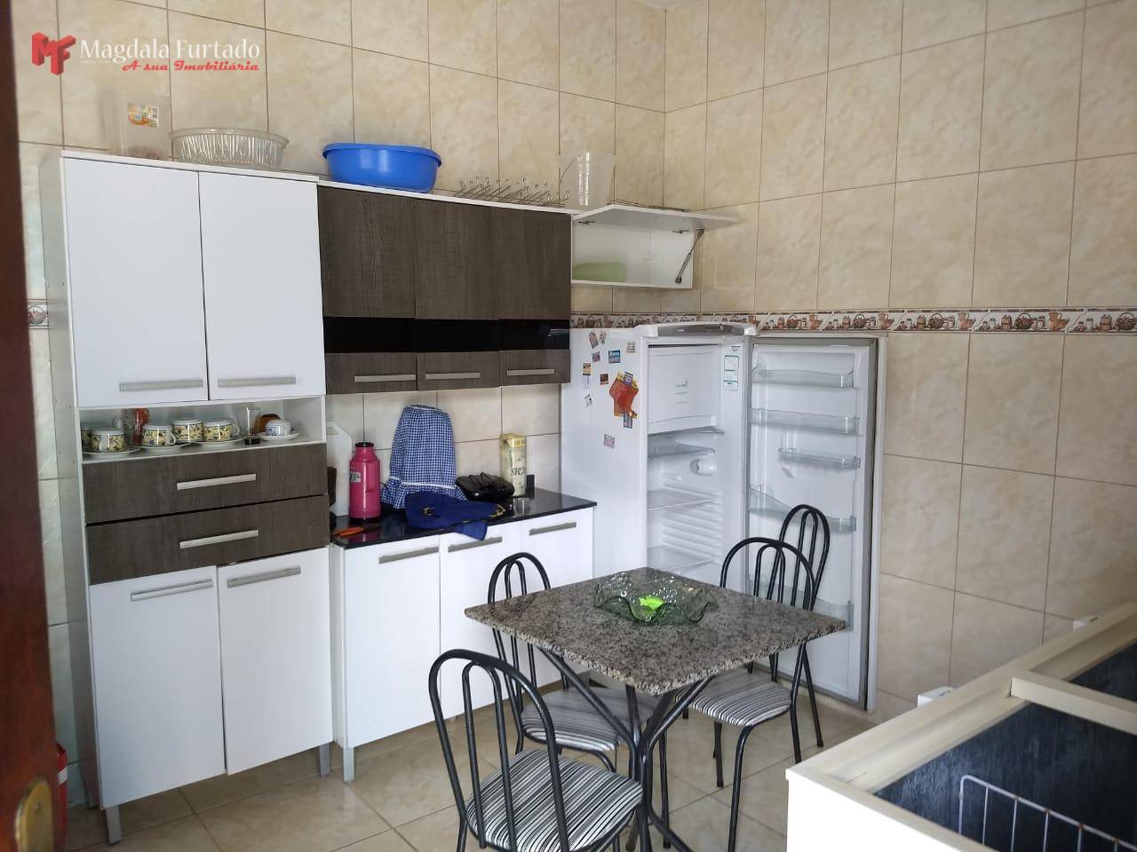 Casa à venda com 2 quartos, 400m² - Foto 10