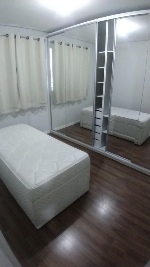 Apartamento para alugar com 2 quartos, 75m² - Foto 8