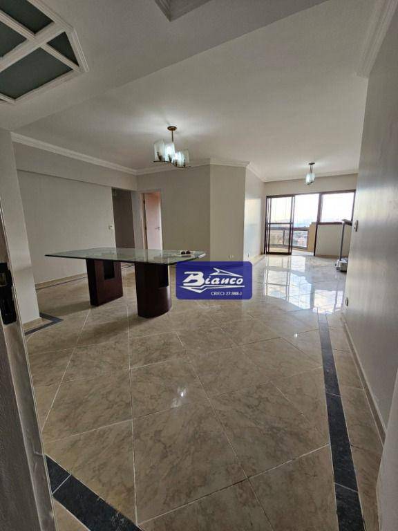 Apartamento à venda com 3 quartos, 130m² - Foto 7