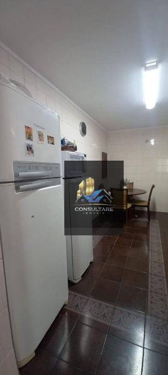 Apartamento à venda com 3 quartos, 145m² - Foto 20