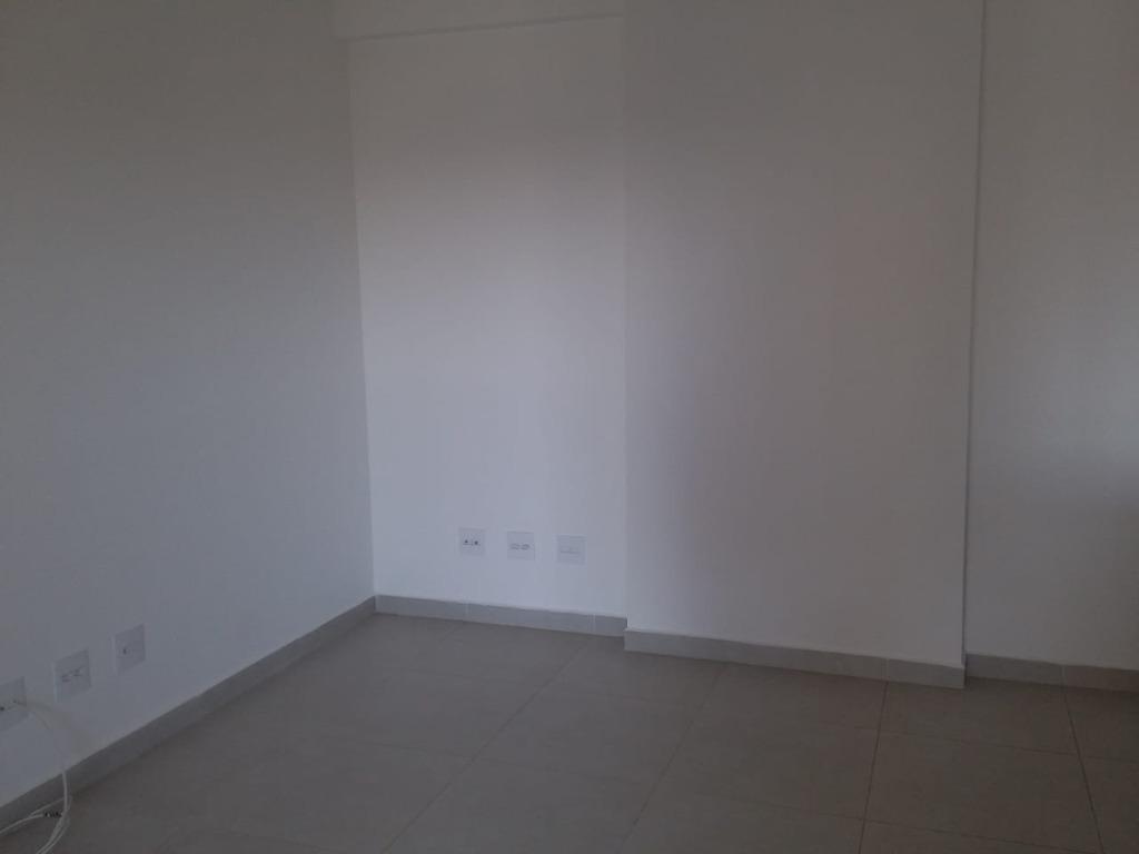 Apartamento para alugar com 2 quartos, 1m² - Foto 2