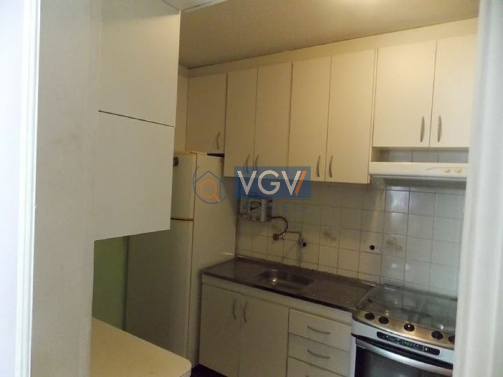 Apartamento à venda com 2 quartos, 42m² - Foto 6