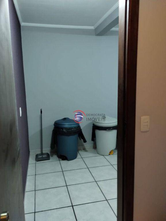 Sobrado à venda com 3 quartos, 340m² - Foto 16