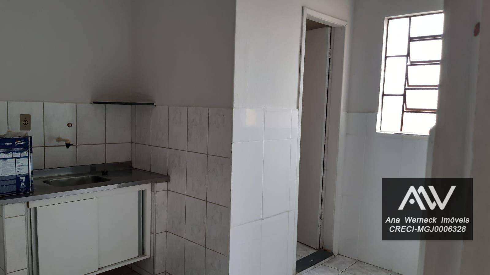 Casa para alugar com 1 quarto, 50m² - Foto 4