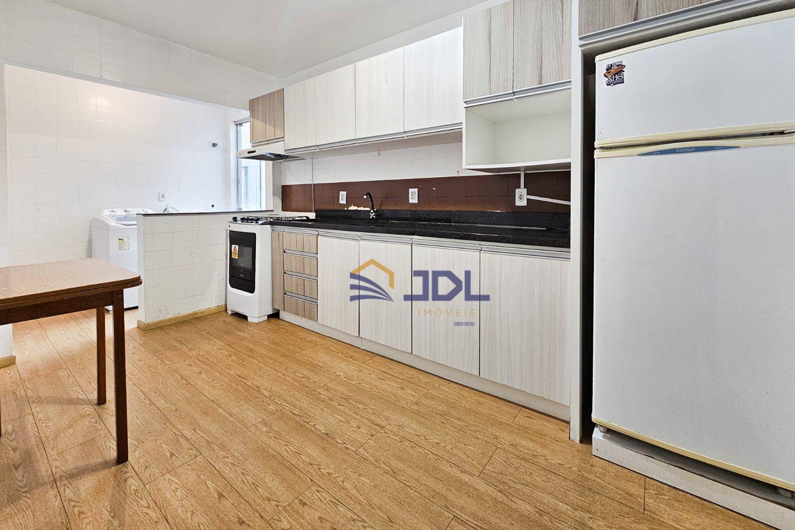 Apartamento à venda com 2 quartos, 85m² - Foto 4