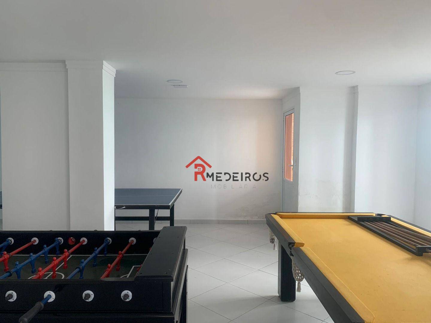 Apartamento à venda com 2 quartos, 75m² - Foto 5